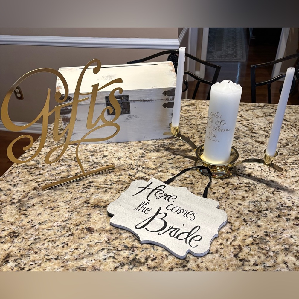 Wedding items.  Gift box, signs and more…